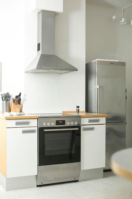 Large & Bright 3br W Whirlpool Near Metro Apartment Copenhagen